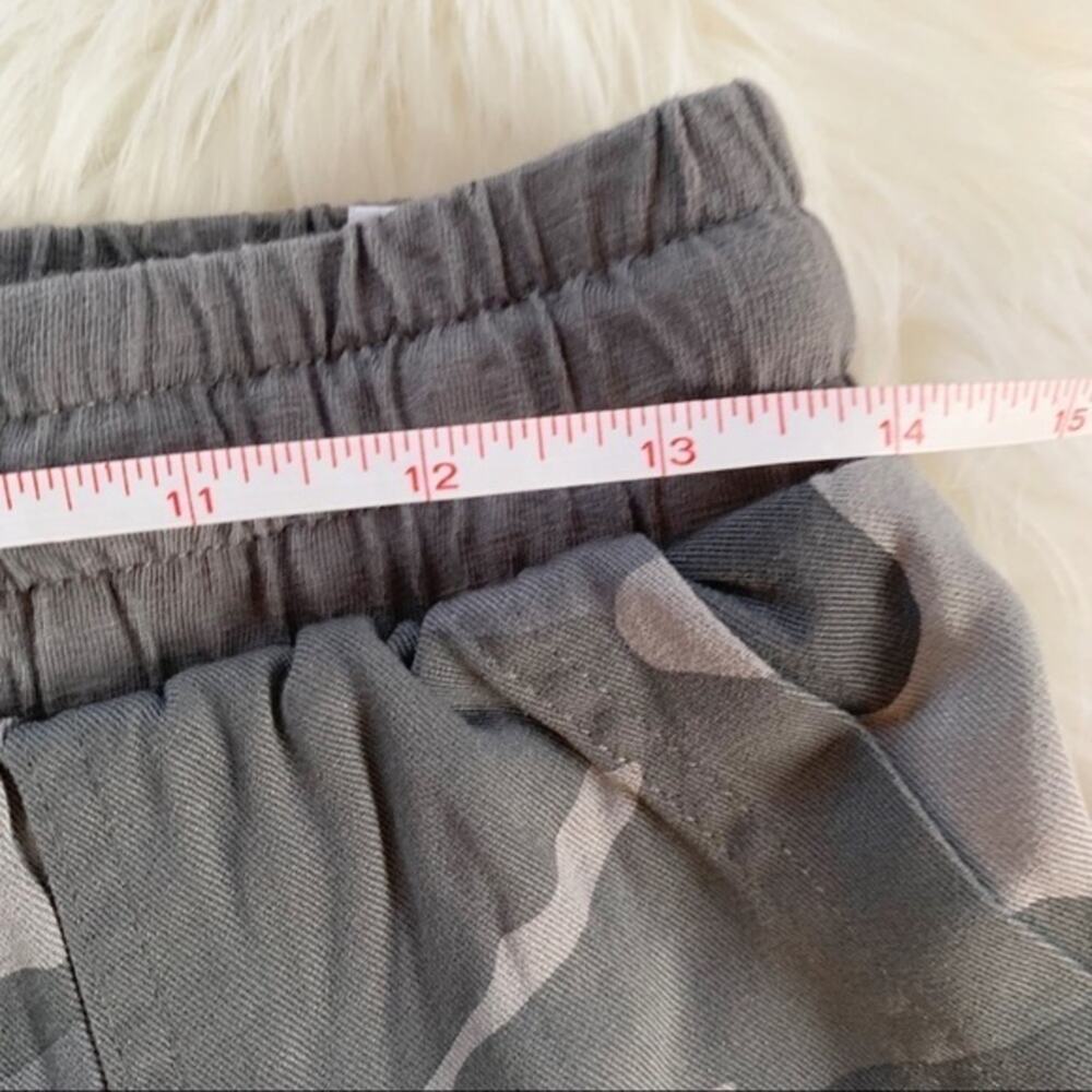 Splendid Camo Joggers Size XS - Picture 7 of 16